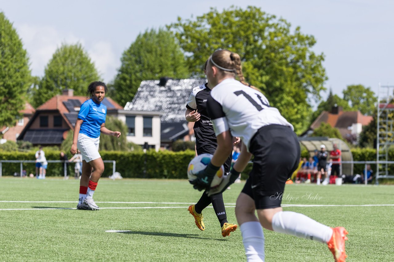 Bild 112 - wBJ SH-Pokalfinale  Holstein-Kiel - SV Viktoria : Ergebnis: 1:0